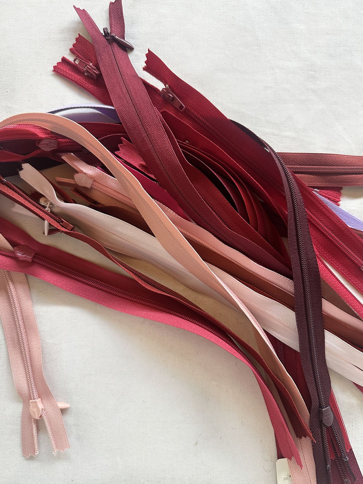 Deadstock Warm Zipper Bundle - L'Etoffe Fabrics LLC