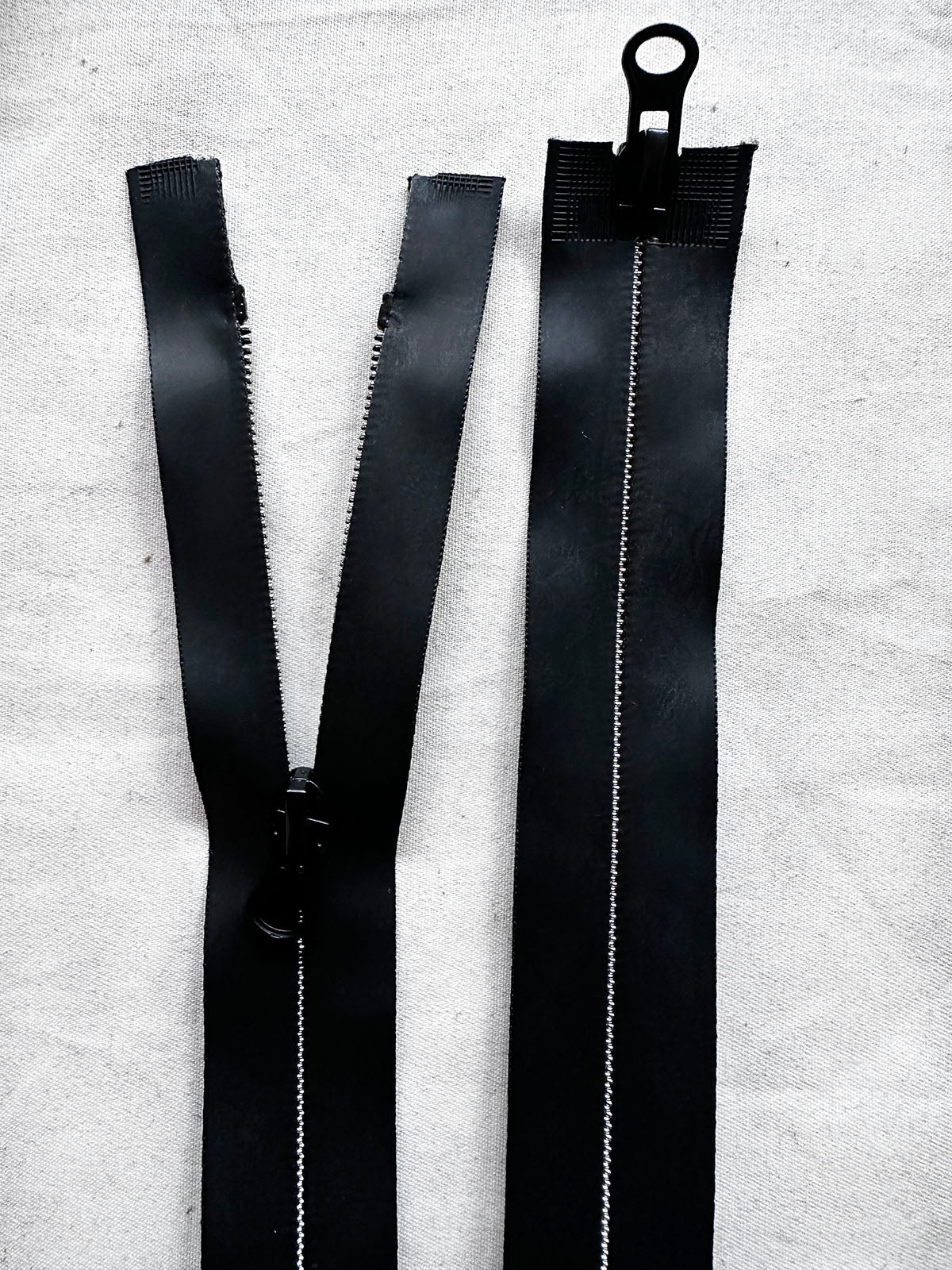 Double Pull Separating Rubberized Black Zipper - L'Etoffe Fabrics LLC