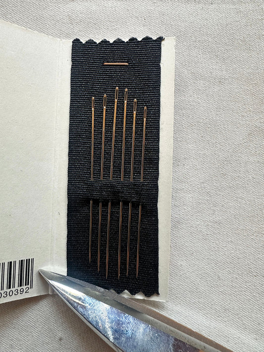 Maison Sajou 6 long darning needles Little girl sewing - L'Etoffe Fabrics LLC