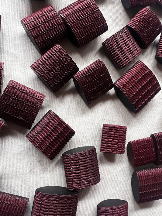 Vintage Italian Plum Basket Texture Buttons - L'Etoffe Fabrics LLC