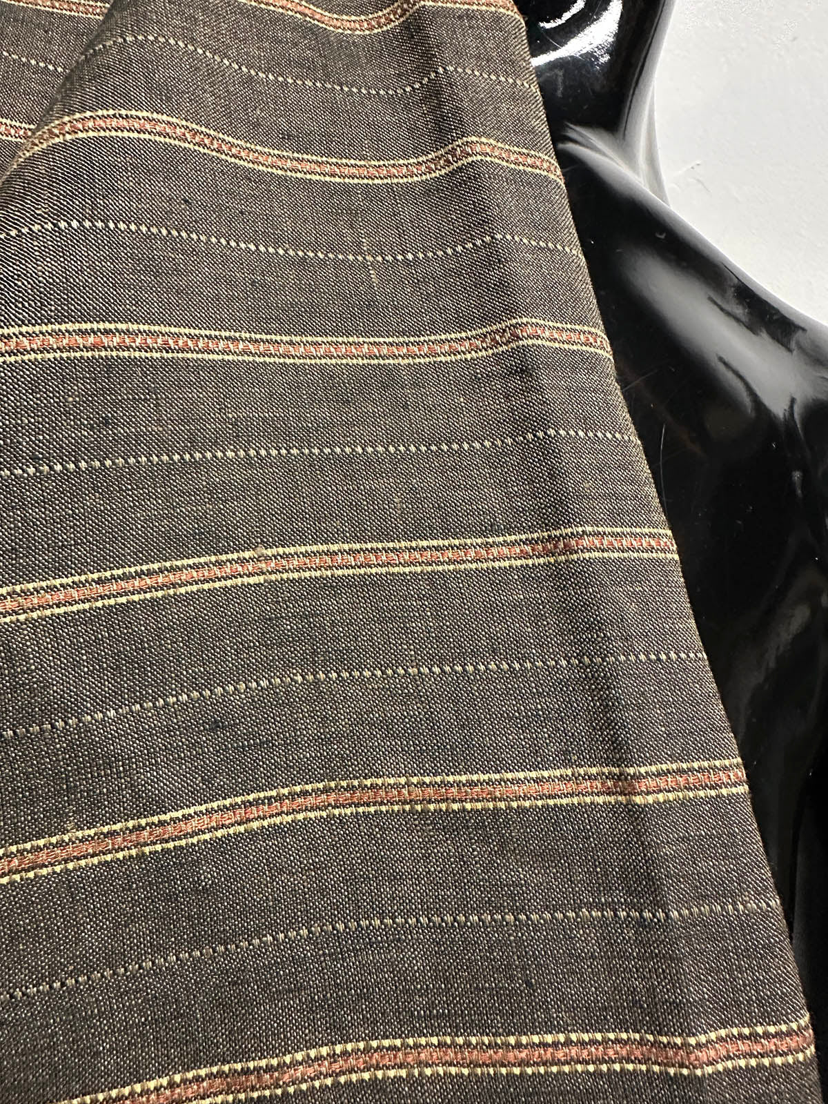 2 Yards Woven Stripe Linen Shirting - L'Etoffe Fabrics LLC