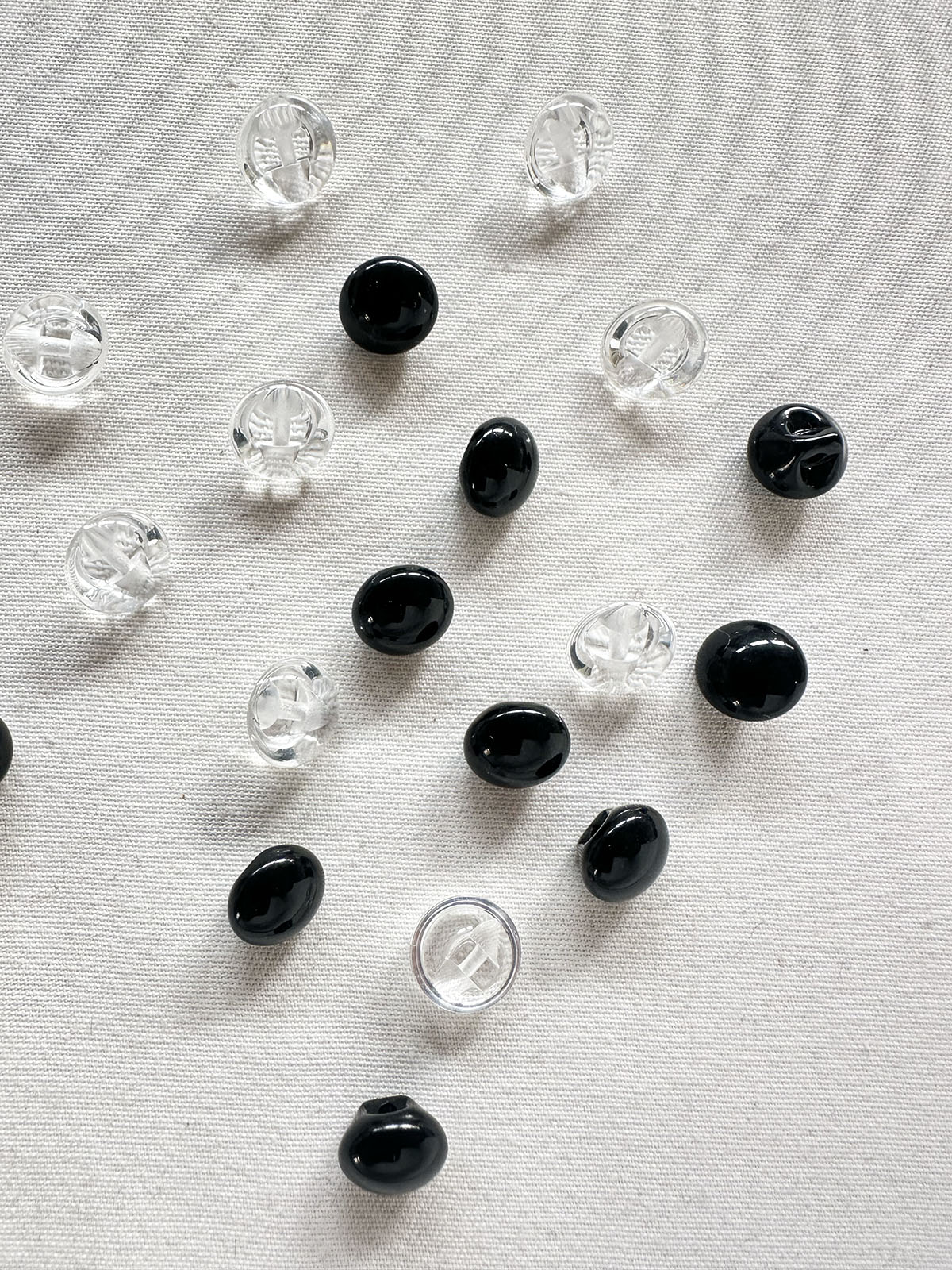 21 Half Dome Button Bundle 1/2" - L'Etoffe Fabrics LLC