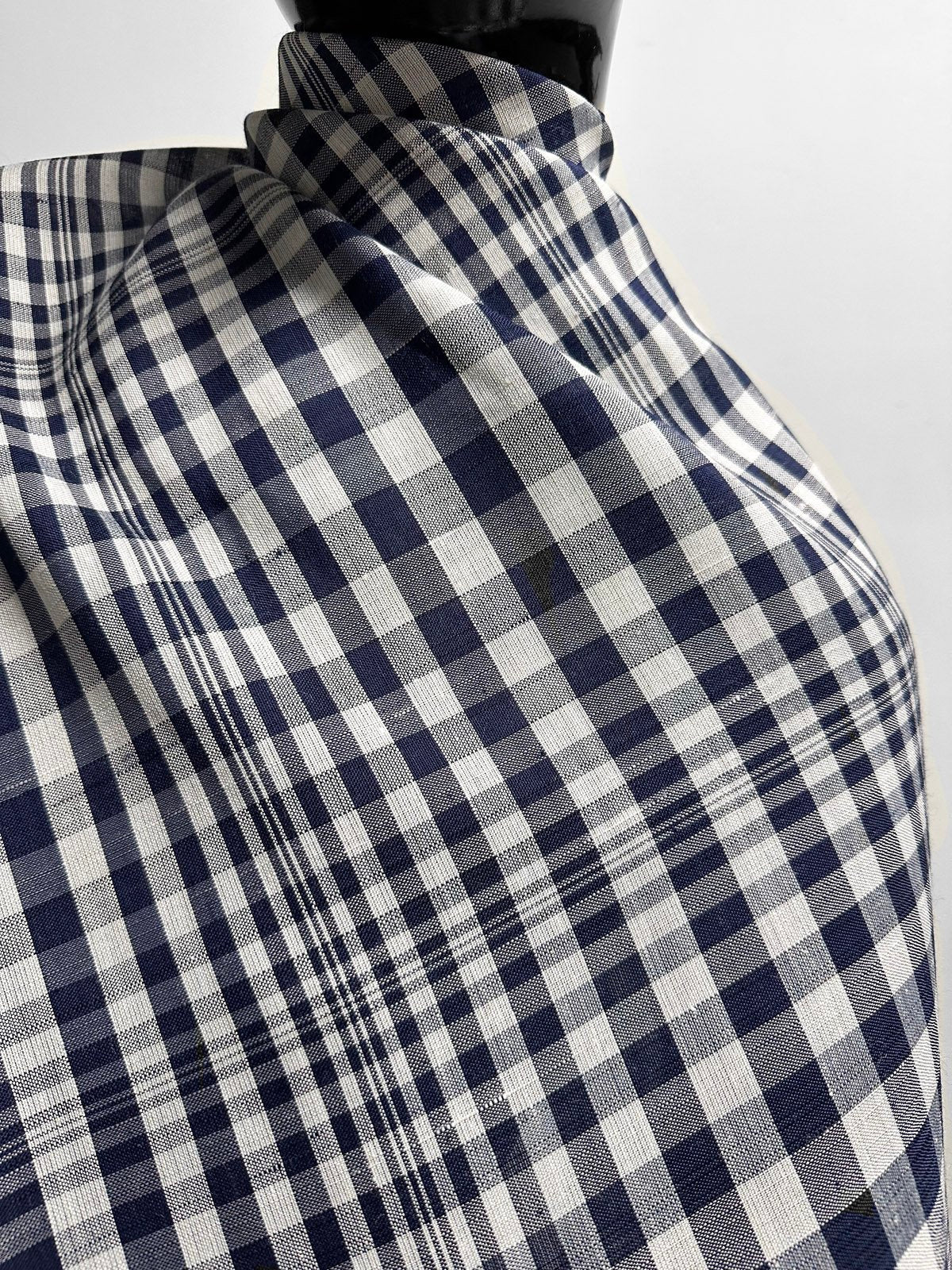 21st Century Gingham Linen Shirting - L'Etoffe Fabrics LLC