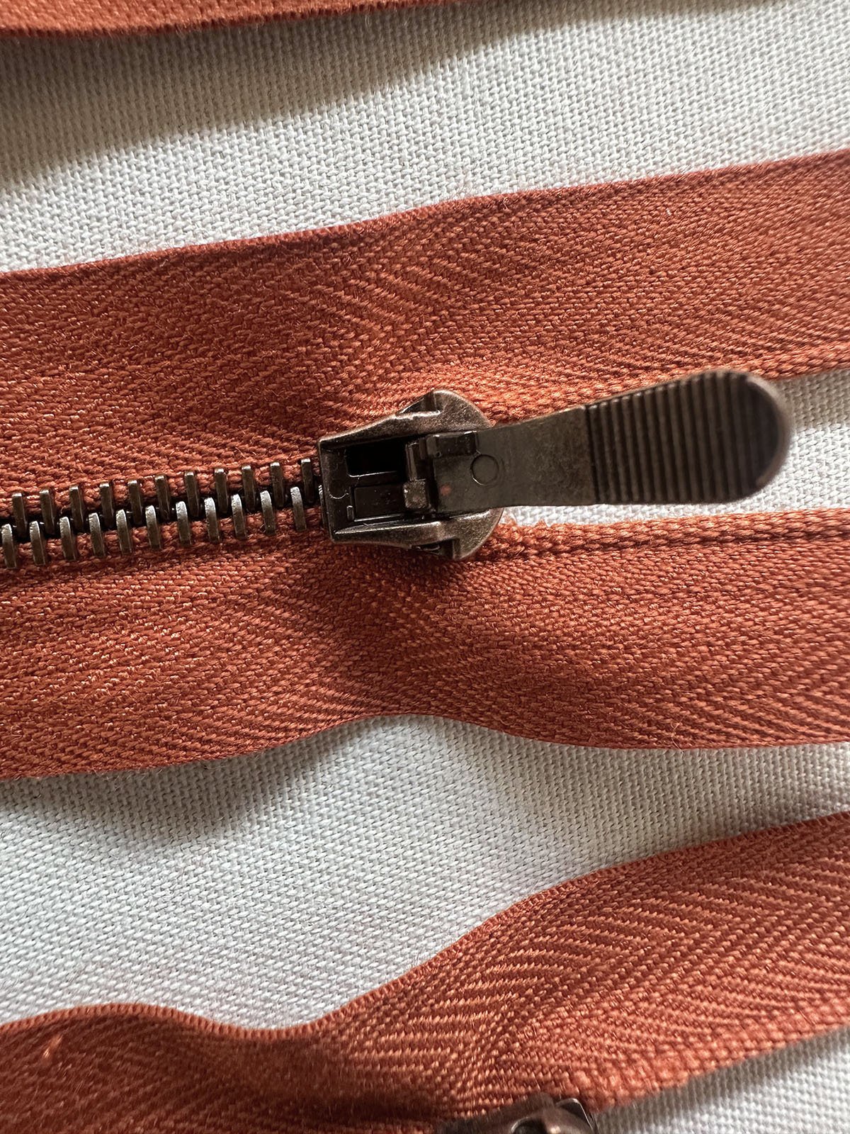 5 ct. RiRi Zipper Bundle Burnt Orange 3 inch - L'Etoffe Fabrics LLC