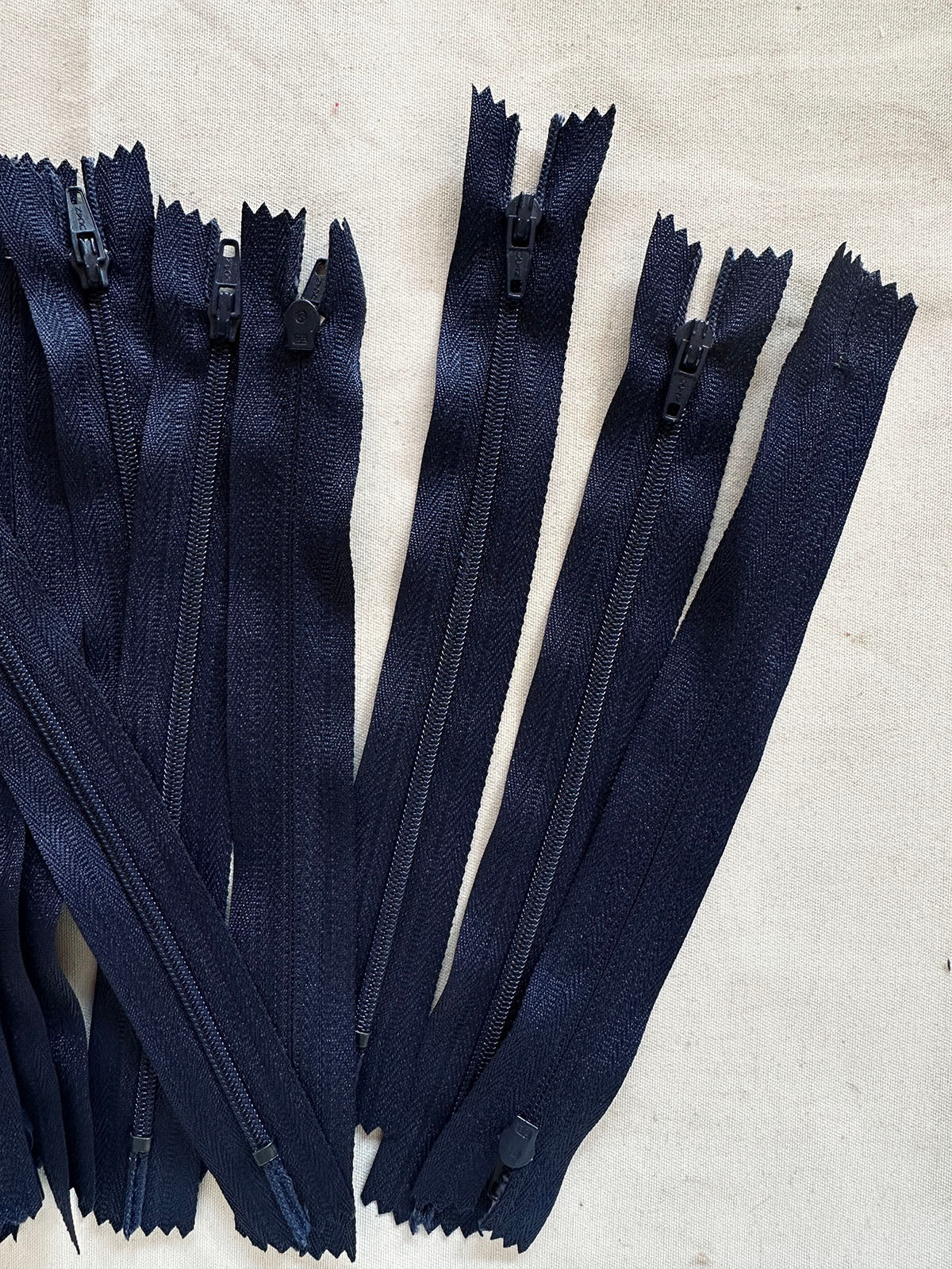 7" and 8" Navy Coil Pant Skirt Zippers - L'Etoffe Fabrics LLC