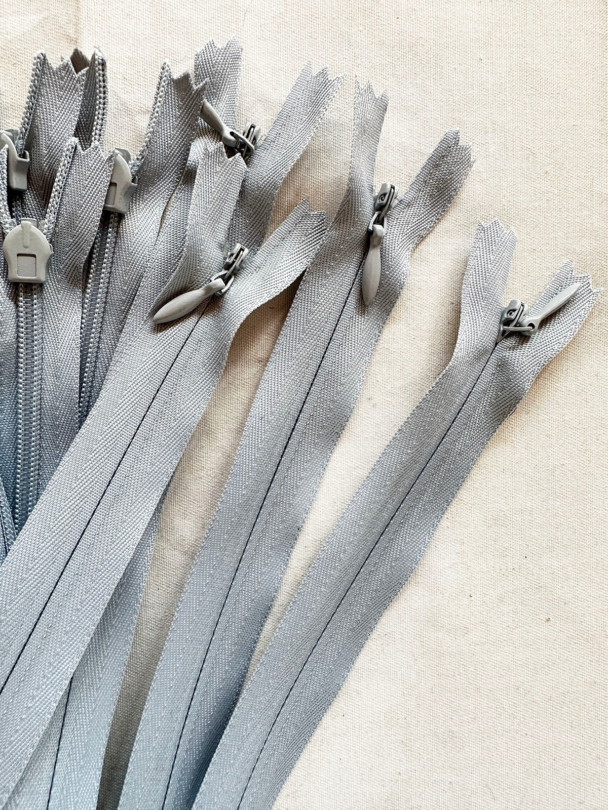 8" Deadstock Light Grey Invisible Zipper - L'Etoffe Fabrics LLC