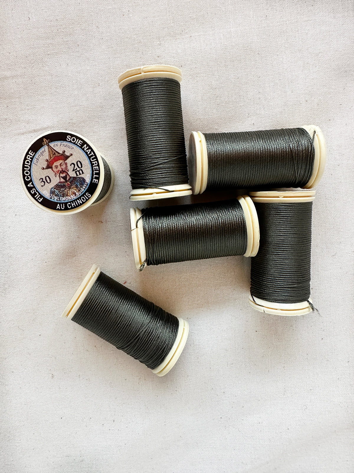 Sajou Olive Perlé Silk Button Hole Thread