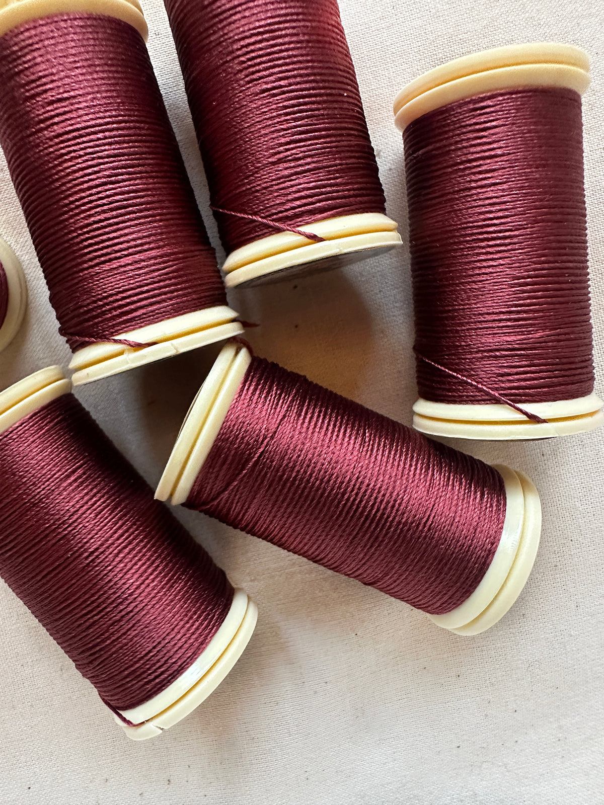 Sajou Poppy Perlé Silk Button Hole Thread