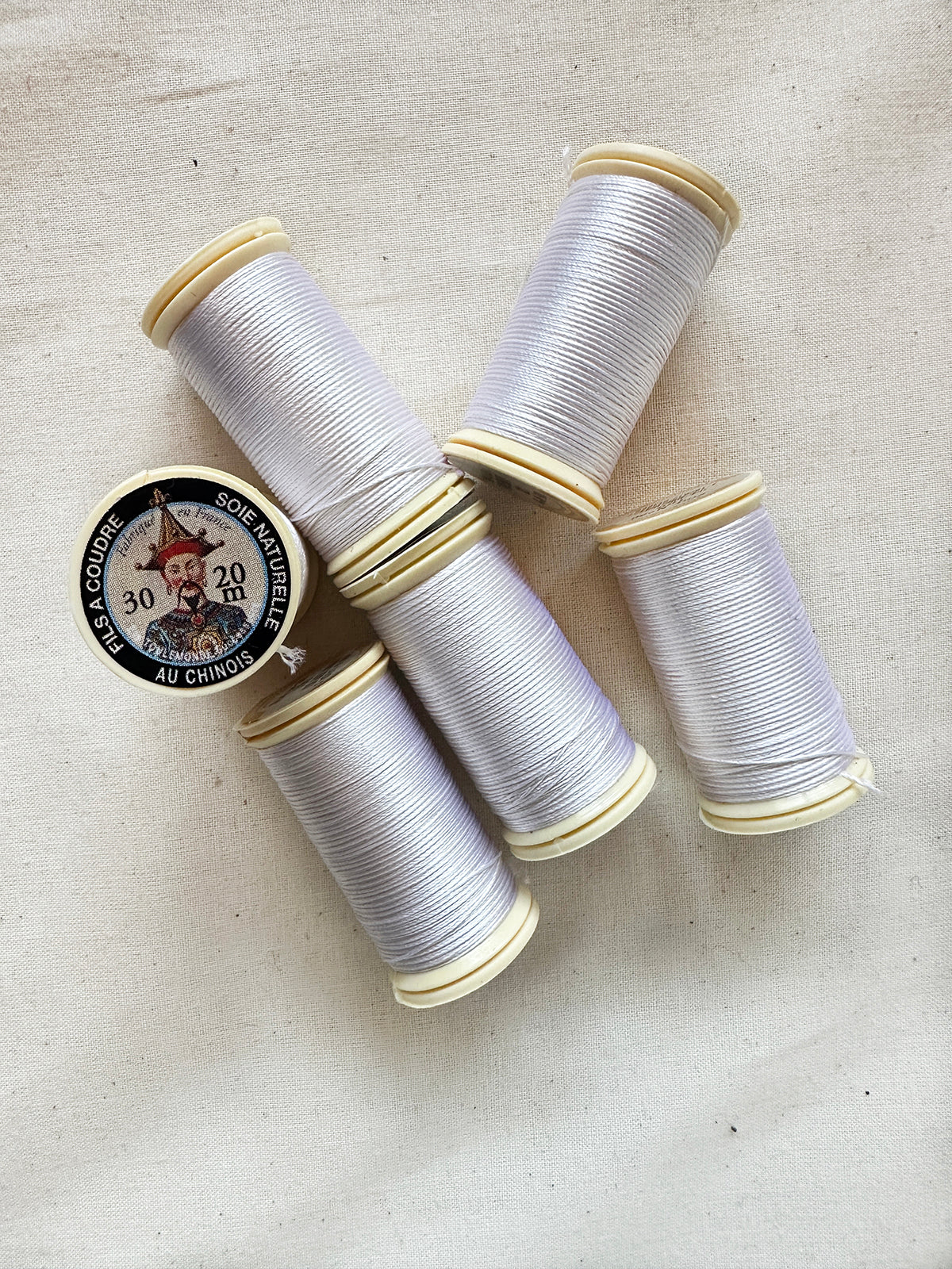 Sajou White Perlé Silk Button Hole Thread