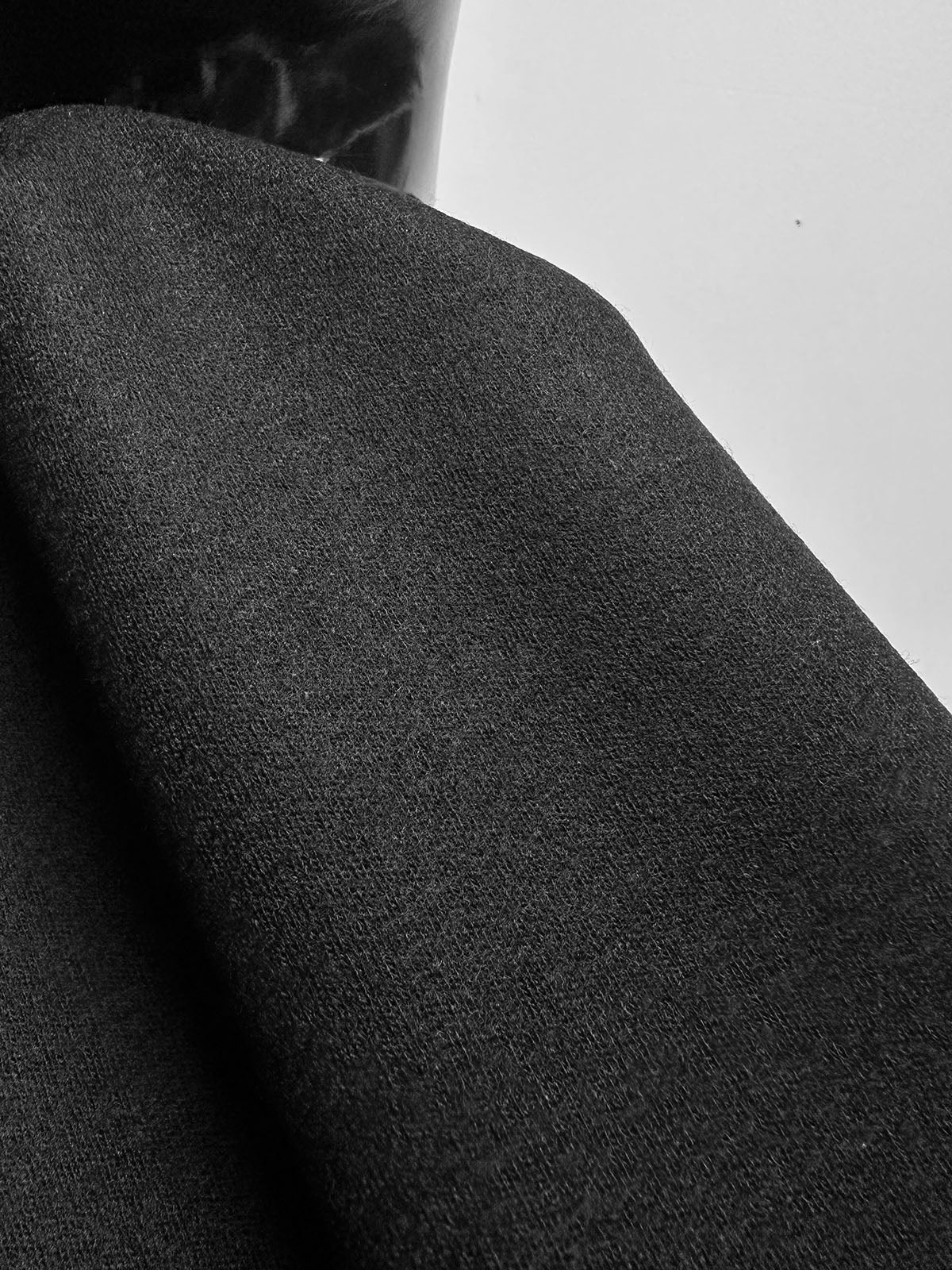Black Heavier Wool Knit 10% Cashmere - 10