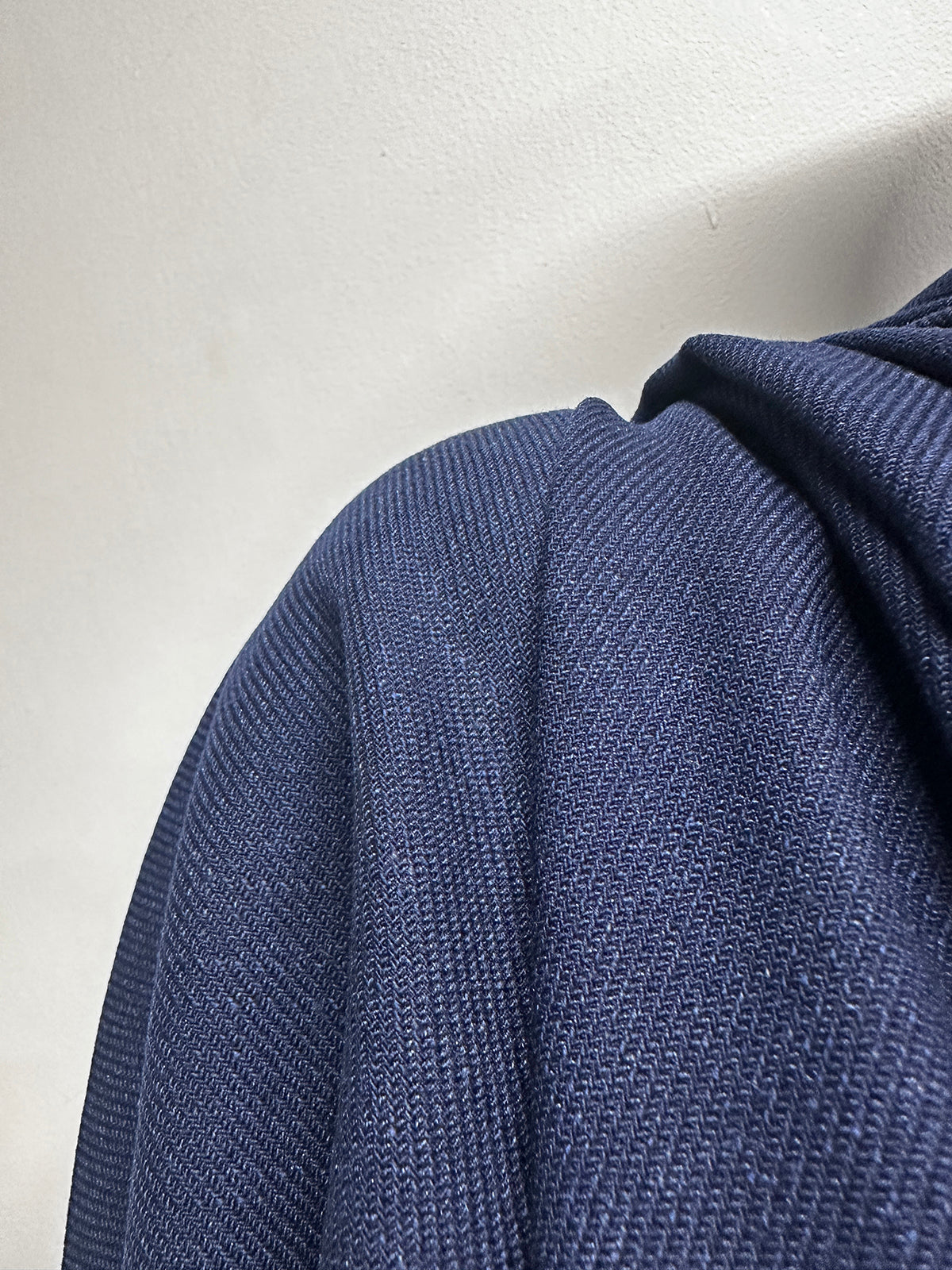 4 1/2 Yards BC Indigo Blue Linen Wool Summer Wrap Diagonal Weave - 21