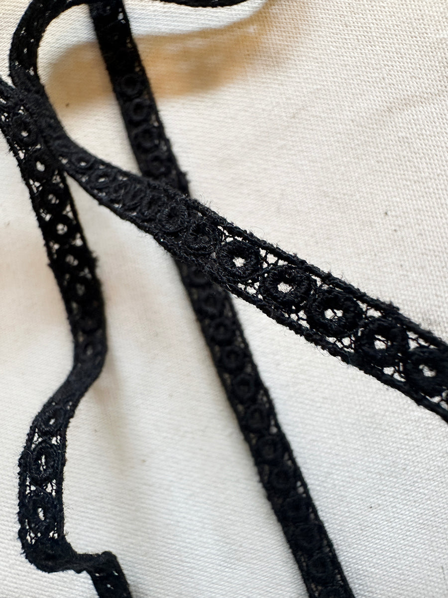 Fine Embroidered Lace Lace Trim Black