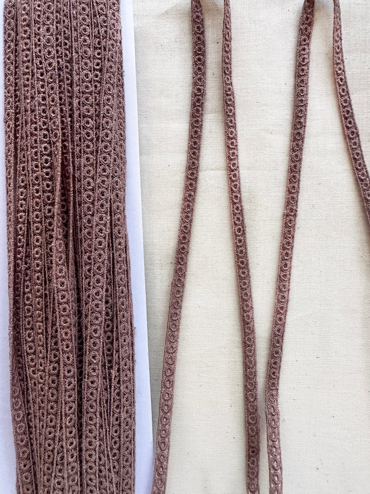 Fine Embroidered Lace Trim - Dusty Rose
