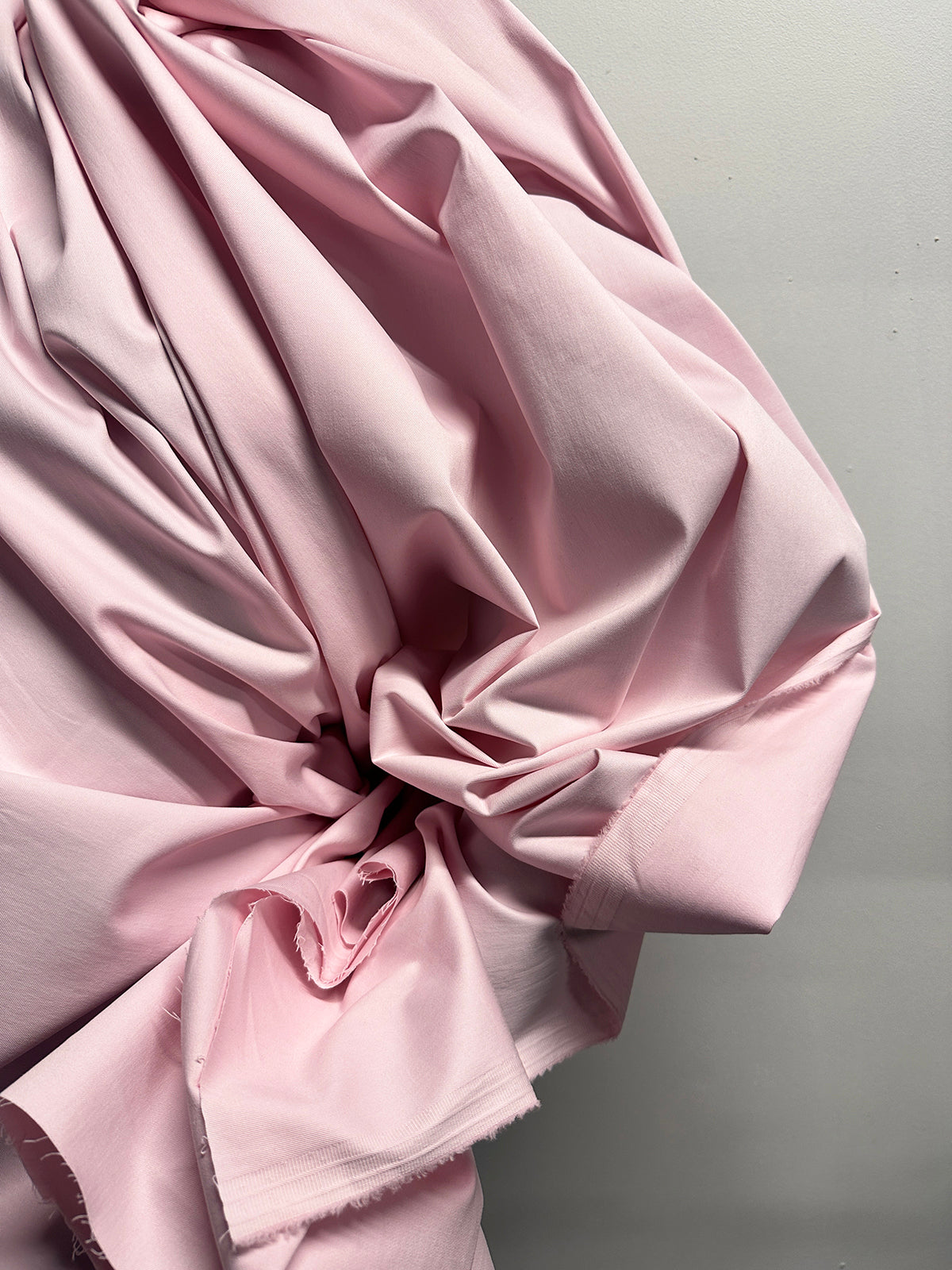 Italian Refined Luxury Powder Cotton Twill Suiting