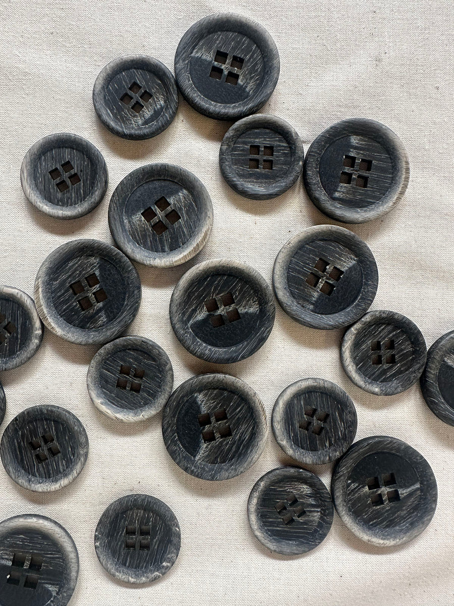 Italian Modern Brushed Square Hole Buttons