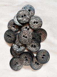 Vintage Italian Big Confetti Print Shell Buttons