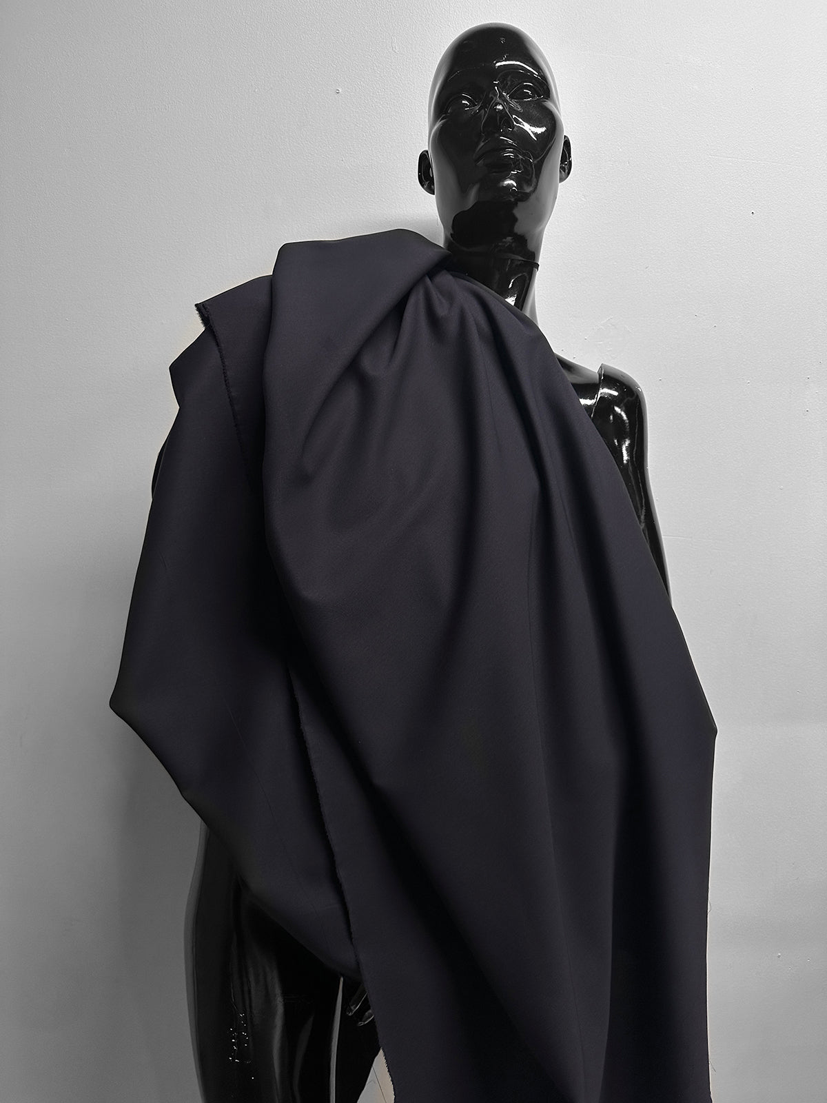 Italian Luxury Cotton Gabardine Crepe Suiting - Navy