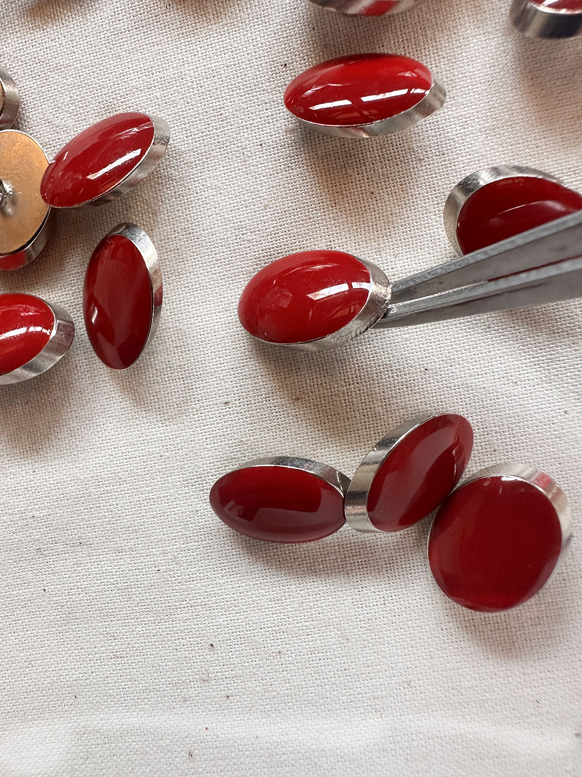 Vintage Italian Elliptical Julienne LIttle Buttons - Blue Red