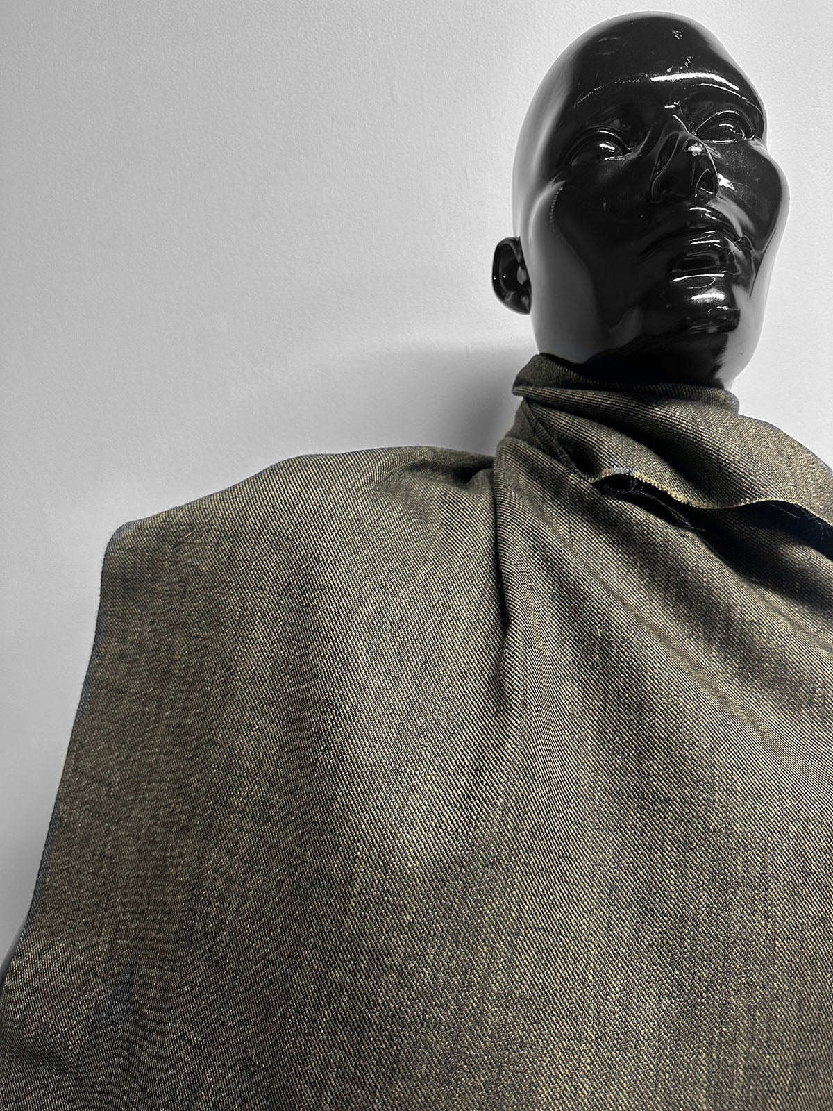 Classic Italian Silk Linen Virgin Wool Twill Suiting - Khaki Black