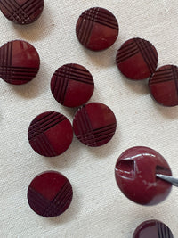 Vintage Italian Caberbet Crosshatch Shirt Button