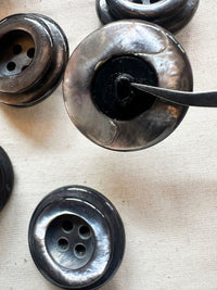 Vintage Italian Wine Shell Chunky Buttons - Charcoal