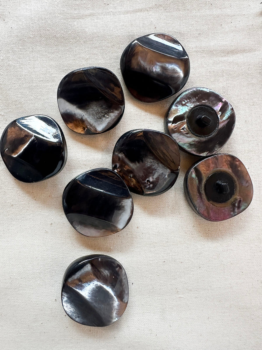VIntage Italian Molded Into The Abyss Shell Buttons