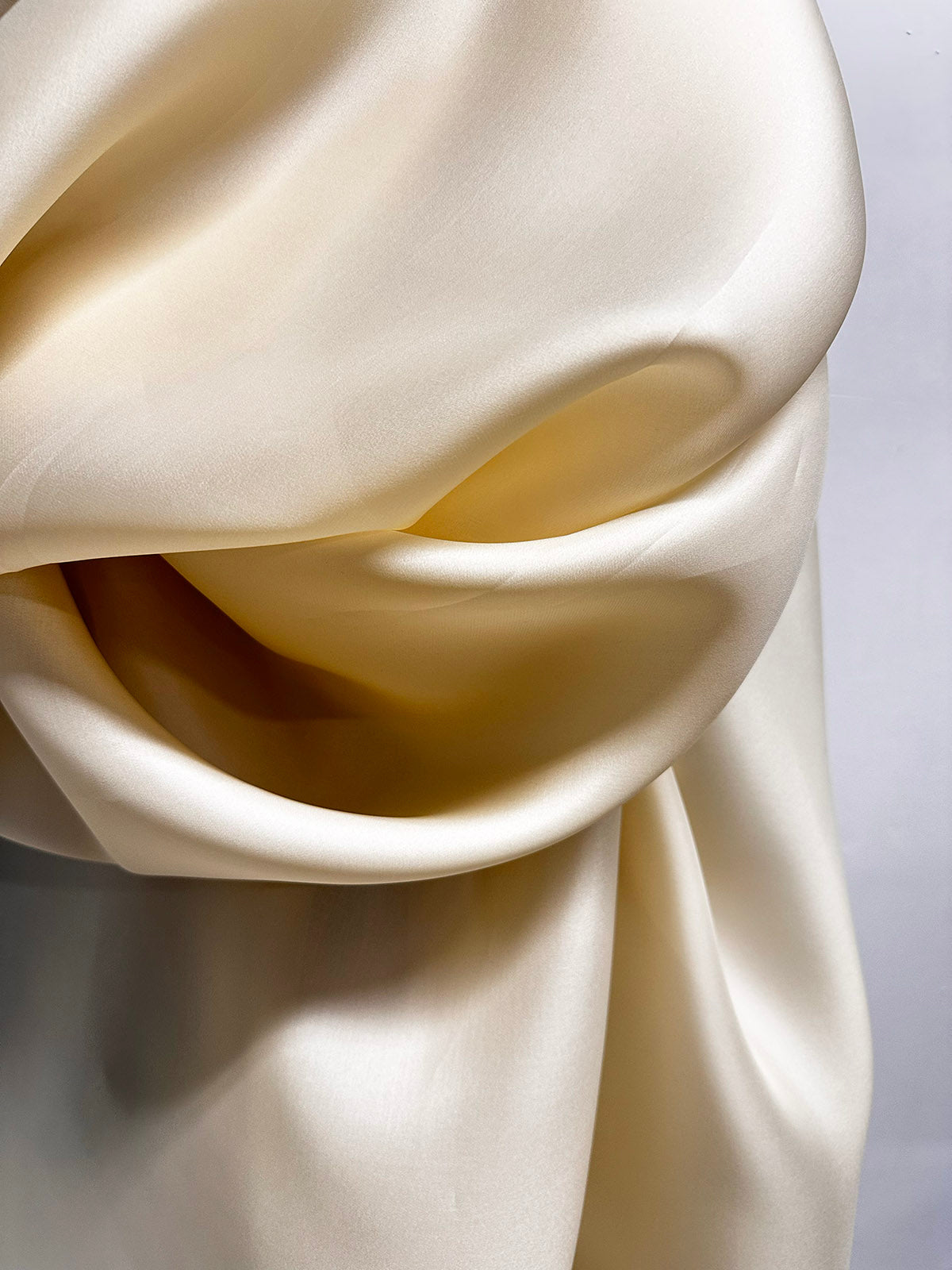 Antique Ivory Heavy Satin Organza Remnants - L'Etoffe Fabrics LLC