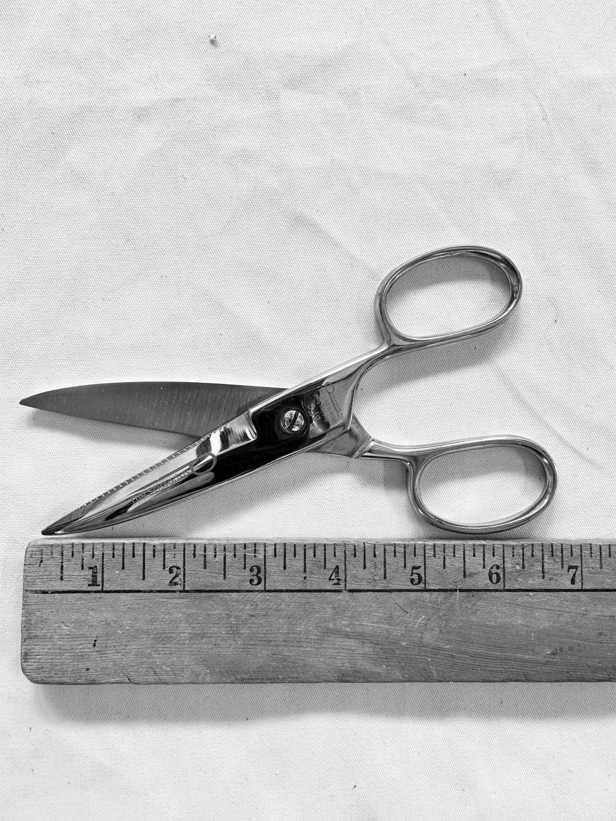 Best Friend Shears Made In The USA - L'Etoffe Fabrics LLC