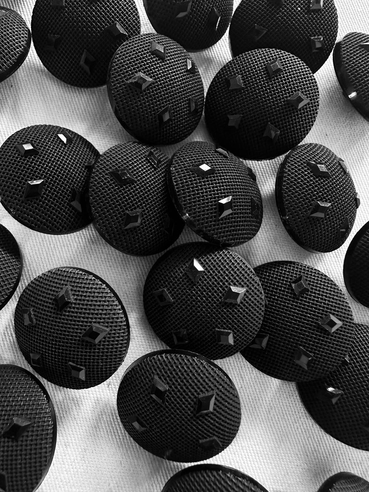 Bigger Size! Black Diamond Shank Back Buttons Per Pair - L'Etoffe Fabrics LLC