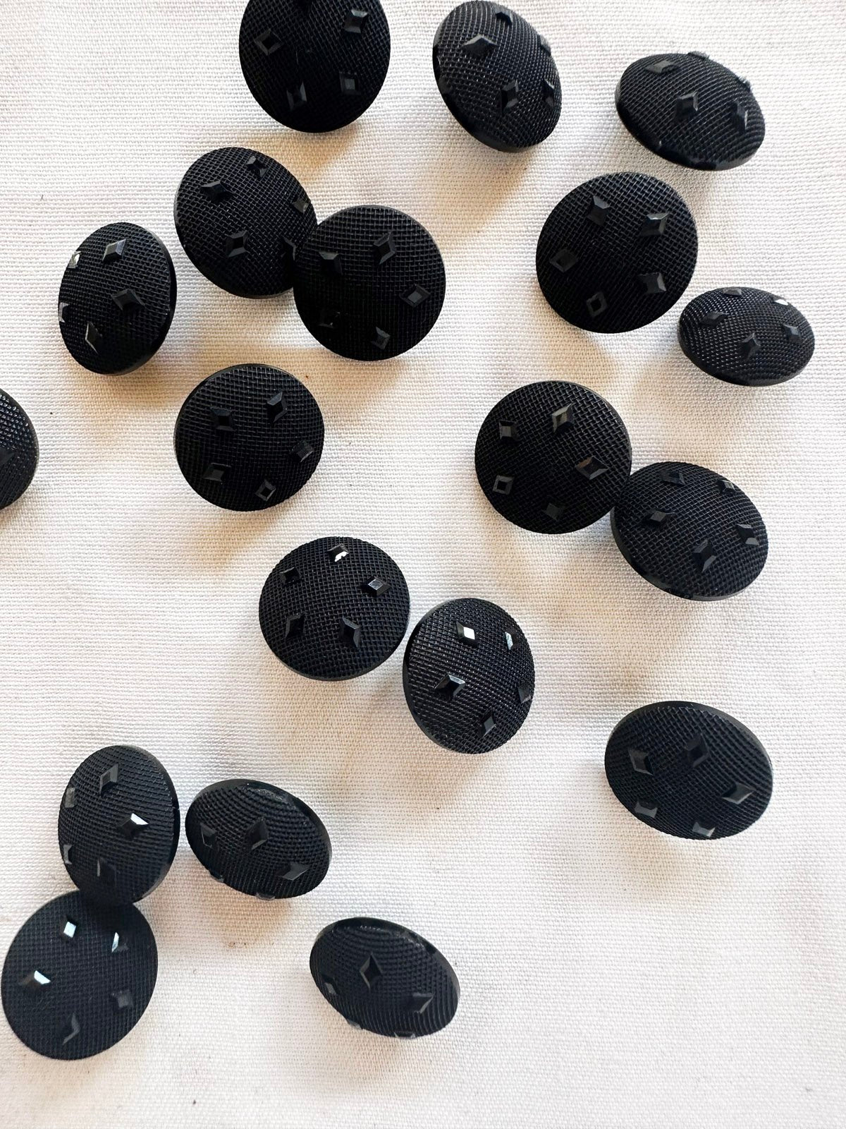 Bigger Size! Black Diamond Shank Back Buttons Per Pair - L'Etoffe Fabrics LLC