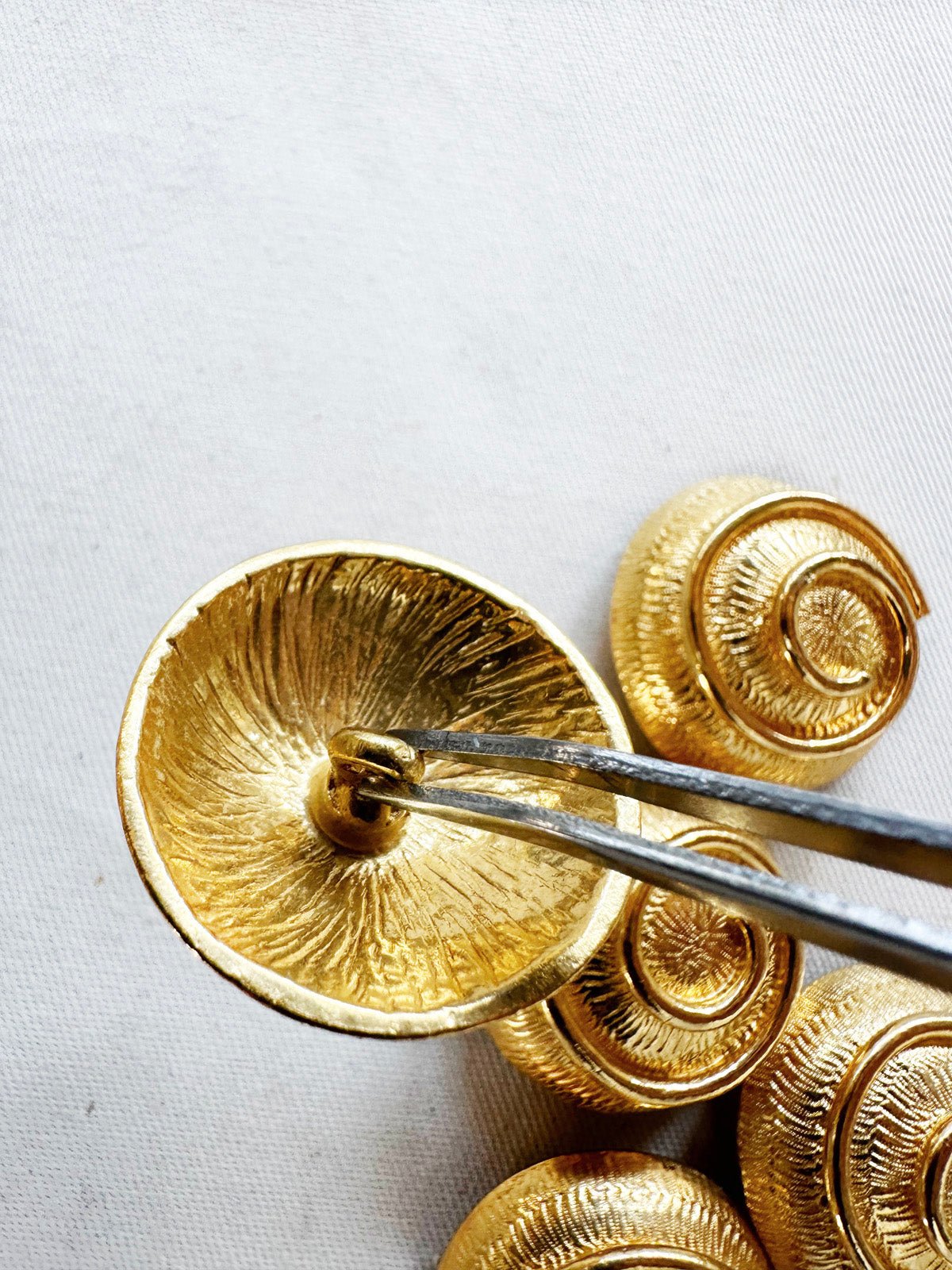 Bigger Size! Dome Spiral Gold Buttons - L'Etoffe Fabrics LLC