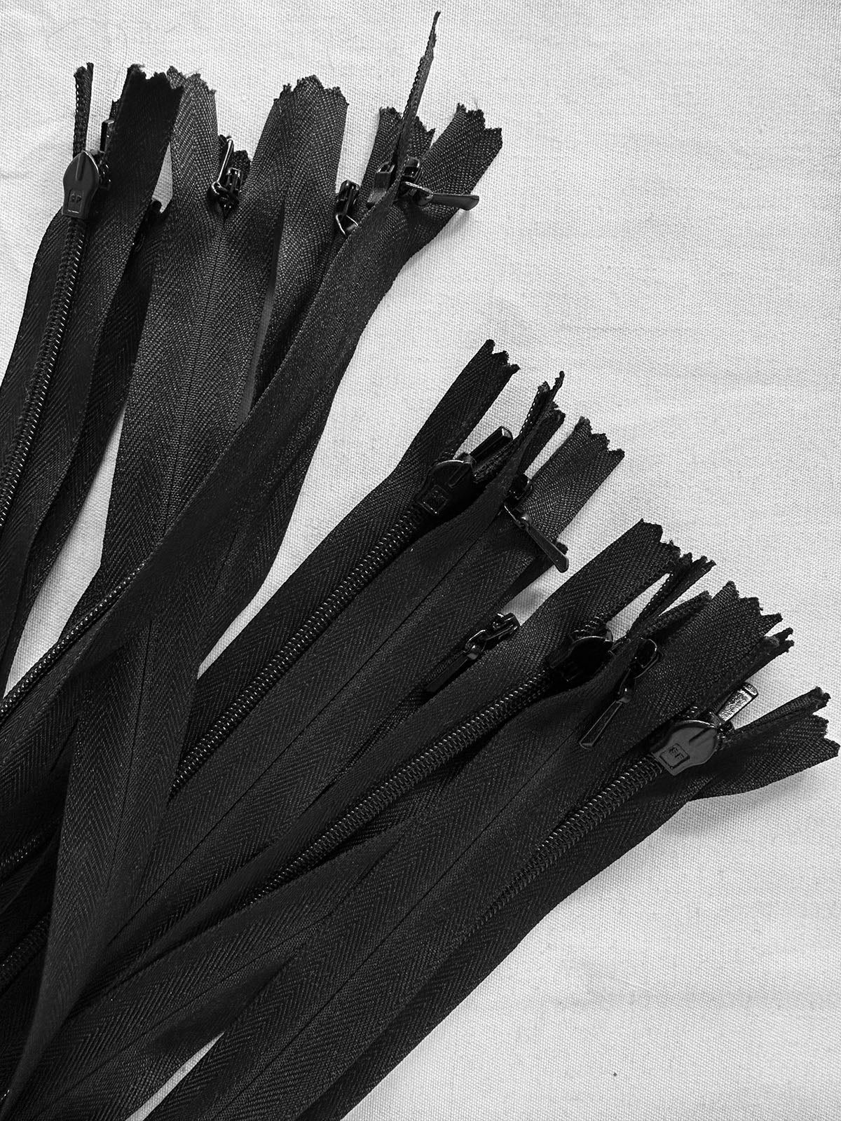 Black Invisible Zipper - L'Etoffe Fabrics LLC