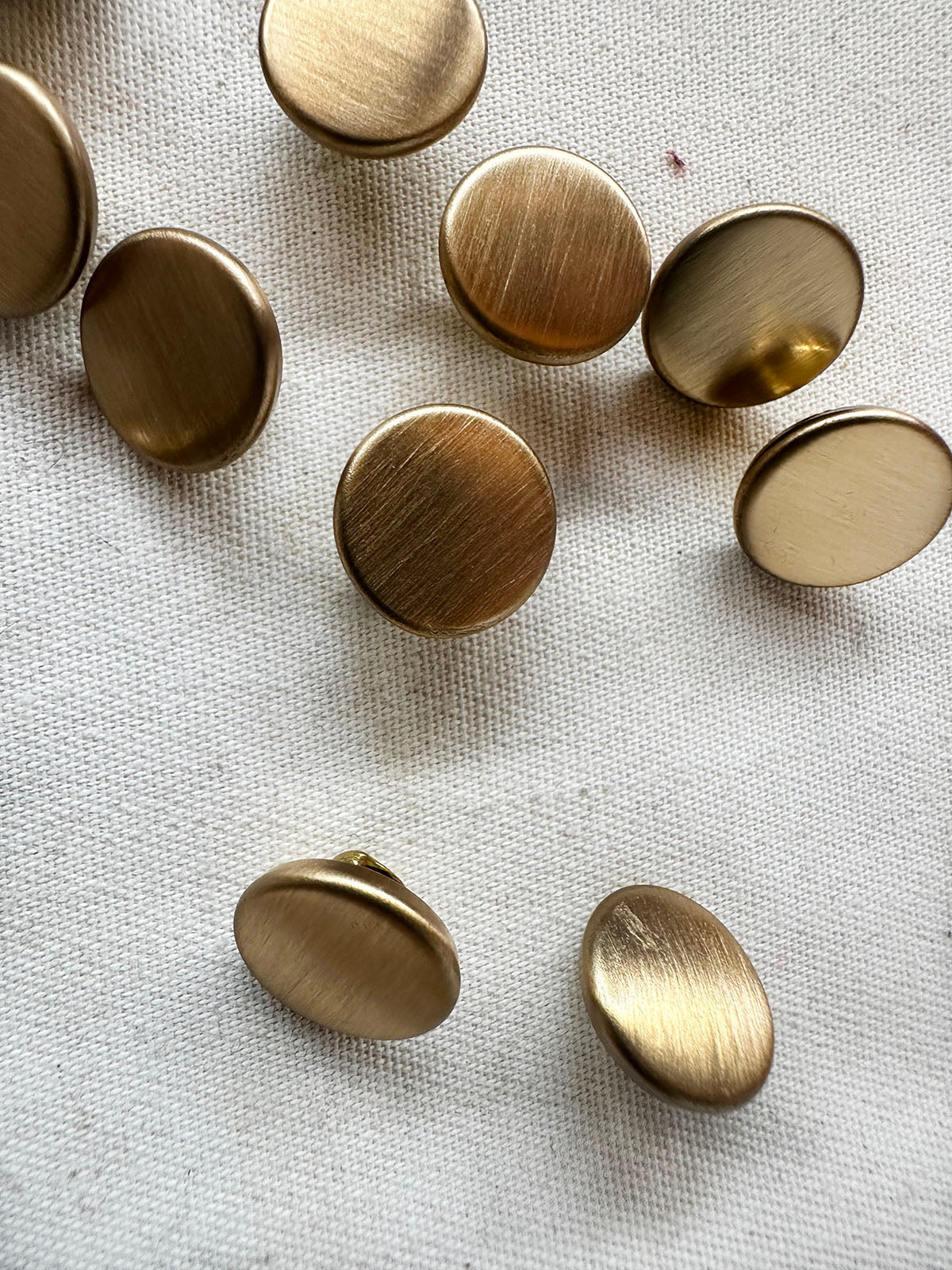 Brushed Brass Shank Back Buttons Per Dozen - L'Etoffe Fabrics LLC
