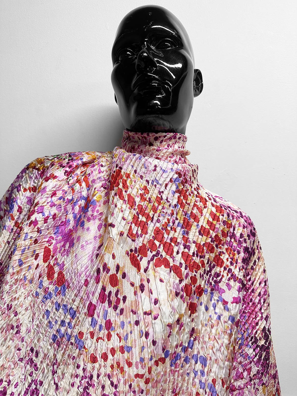 Carlo Pozzi Pleated Silk Jacquard - Designer Surplus - L'Etoffe Fabrics LLC