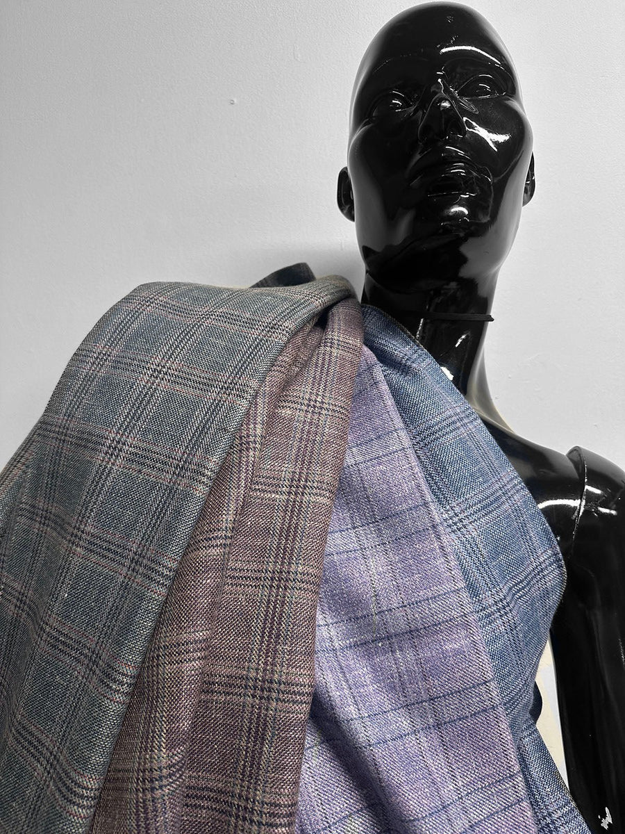 Classic Italian Silk Linen Virgin Wool Suiting - Navy - L'Etoffe Fabrics LLC