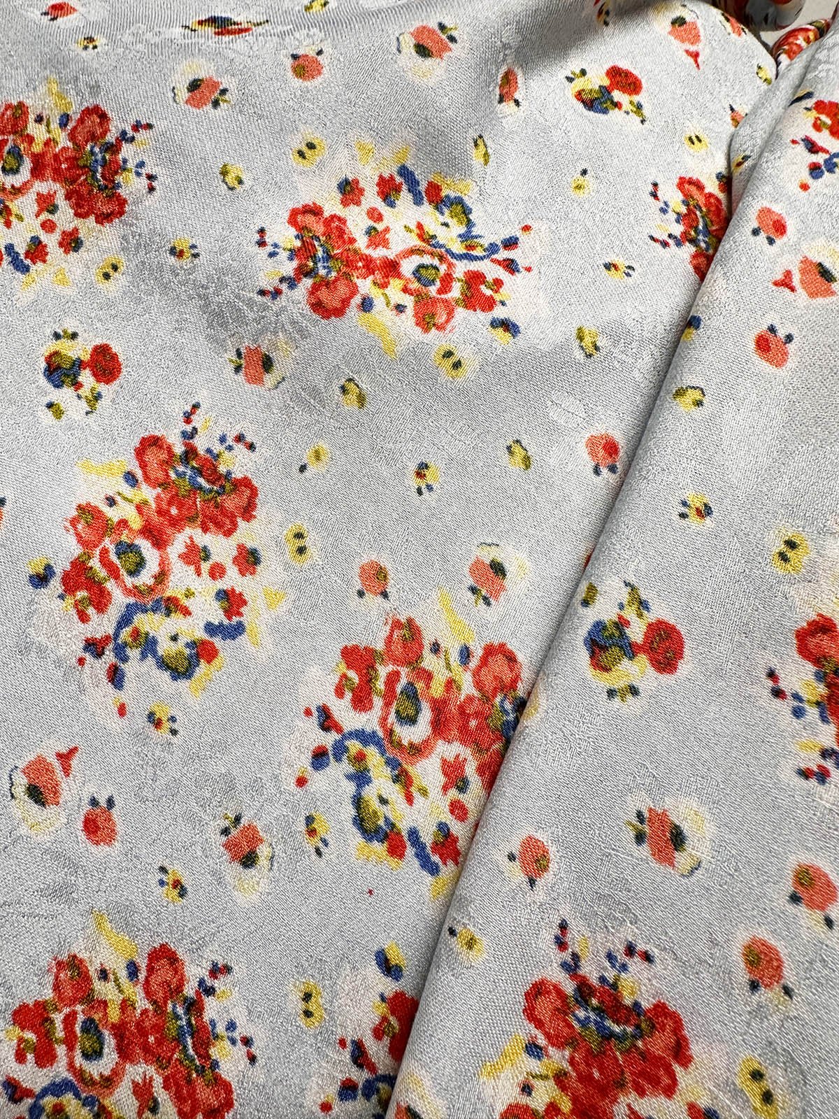 Dainty Floral Jacquard - L'Etoffe Fabrics LLC