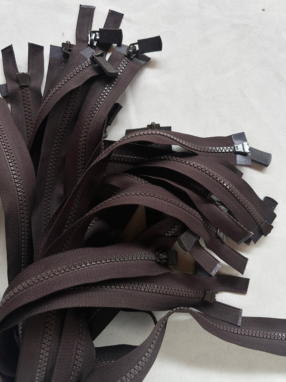 Dark Brown Molded #5VS 2 Way Zippers - L'Etoffe Fabrics LLC