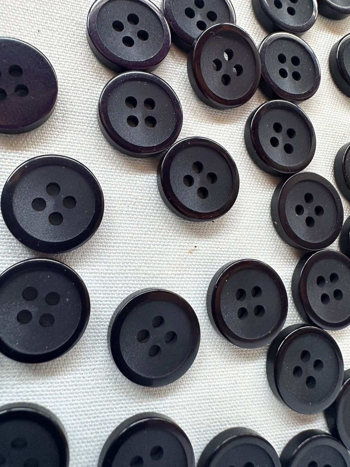 Dark Purple Sleek Shirt Buttons Per Dozen - L'Etoffe Fabrics LLC