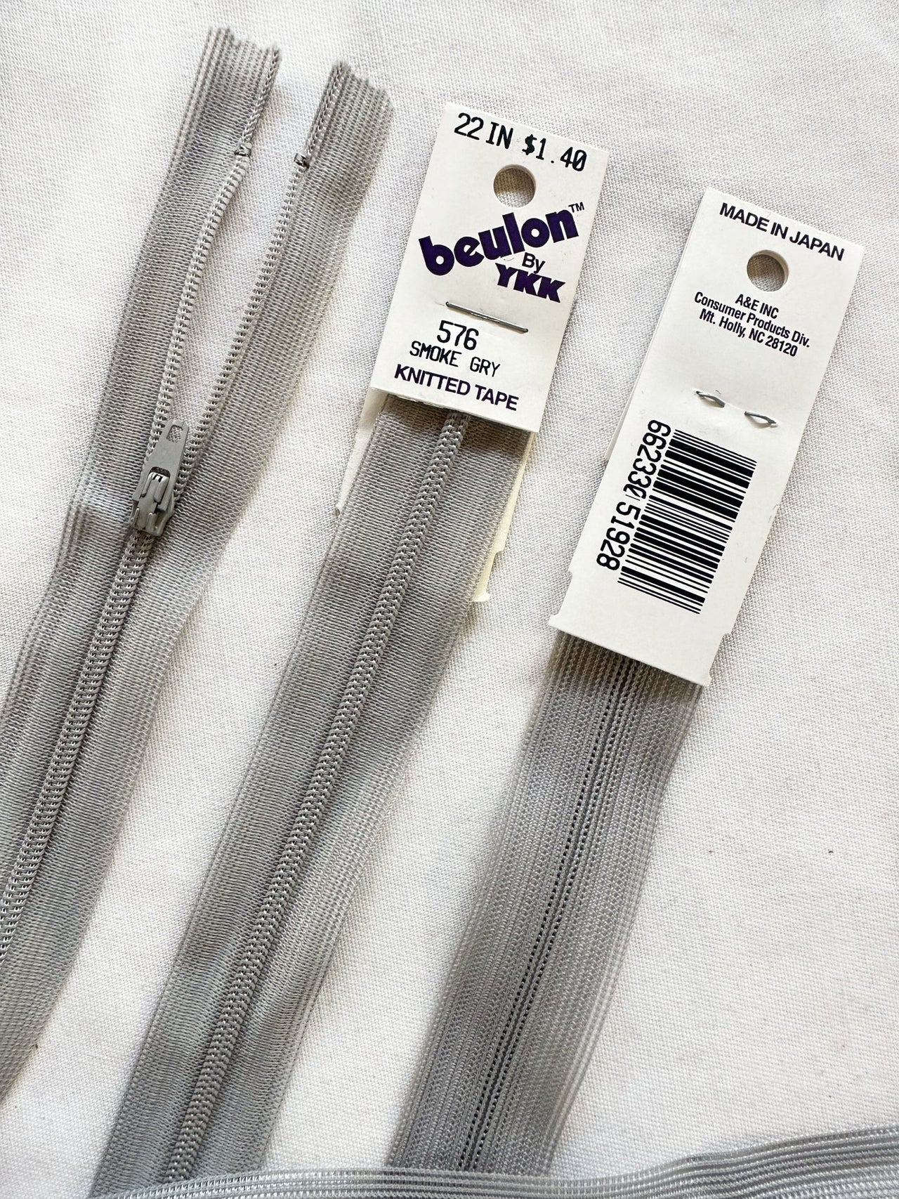 Deadstock Beulon Zipper Made In Japan Smoke Grey 22" - L'Etoffe Fabrics LLC