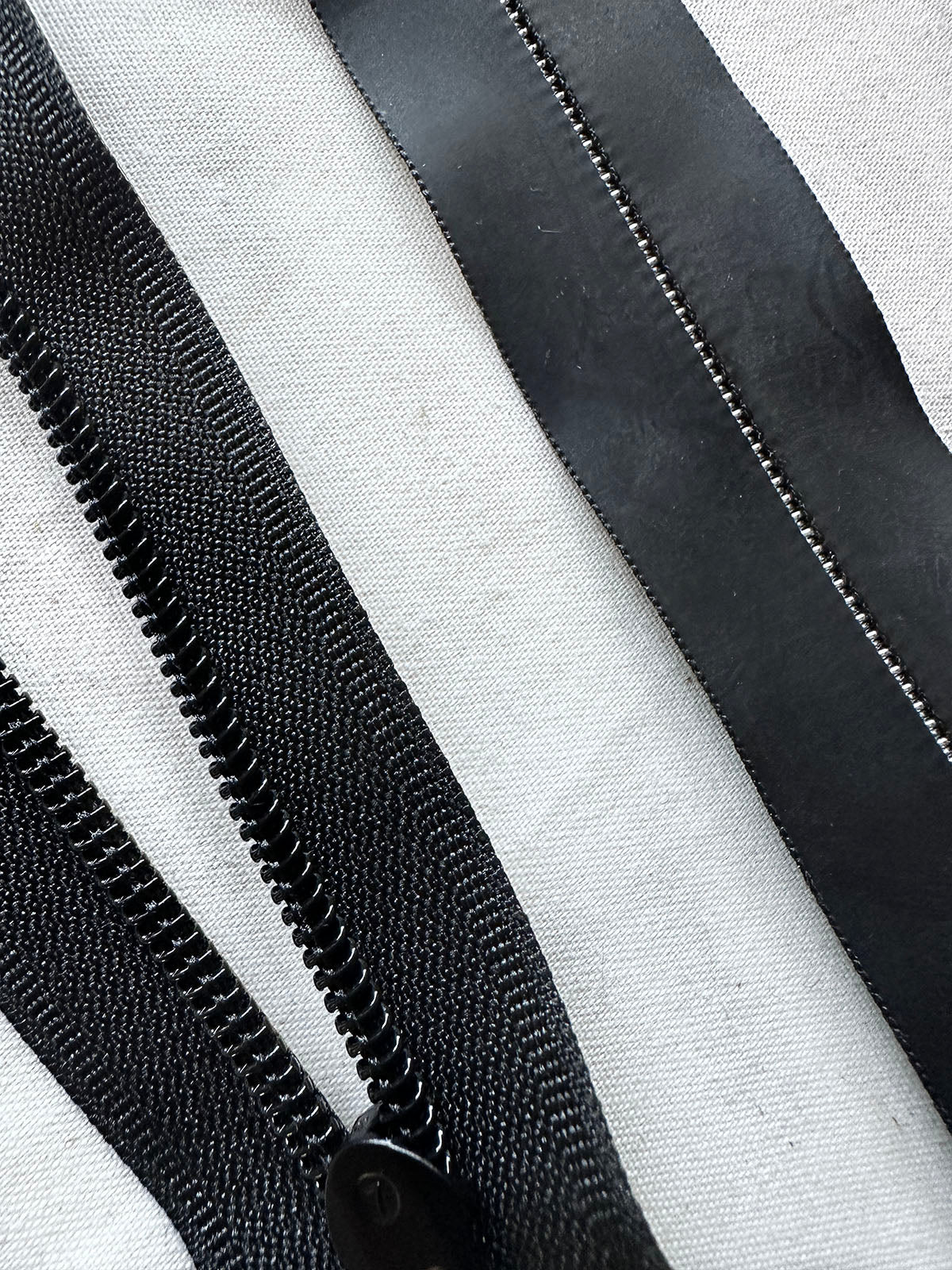 Double Pull Separating Rubberized Black Zipper - L'Etoffe Fabrics LLC