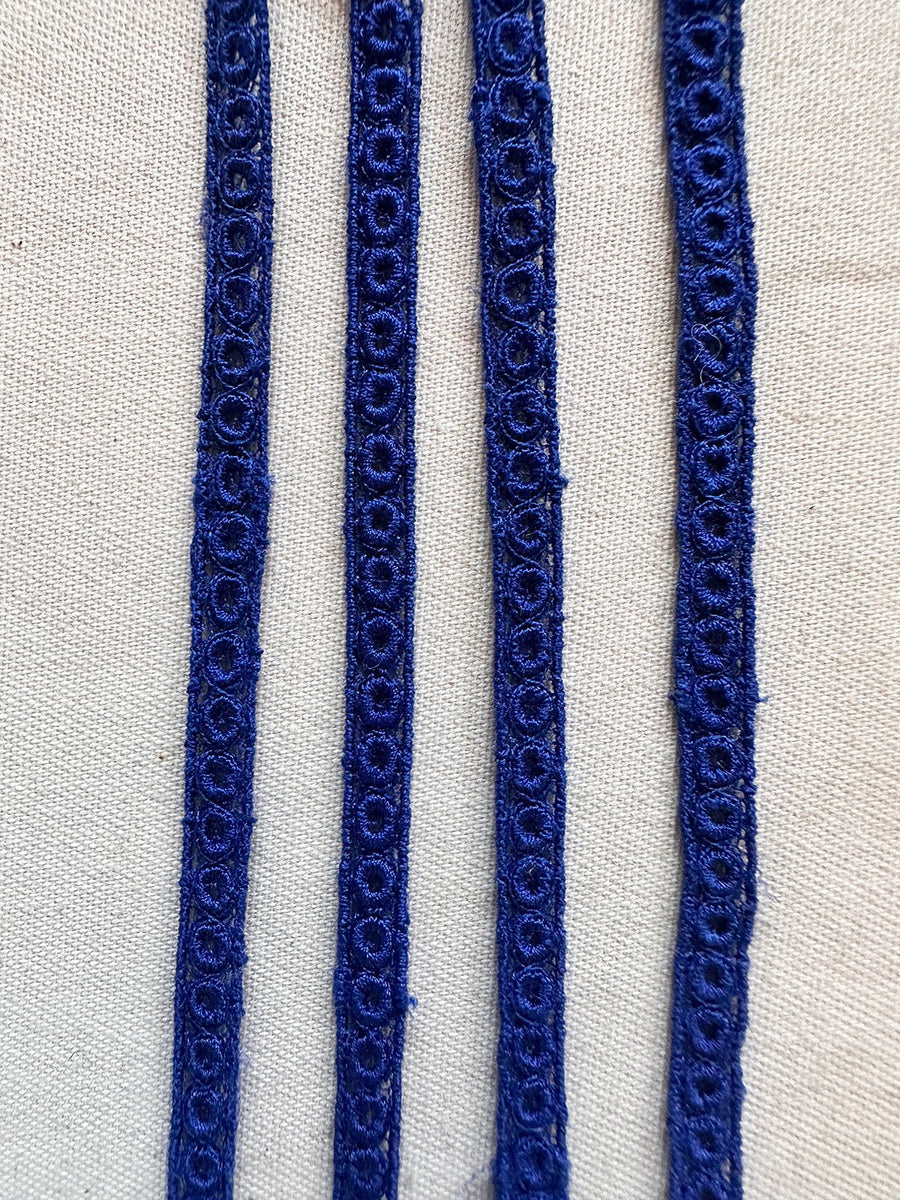 Fine Embroidered Lace Lace Trim - L'Etoffe Fabrics LLC