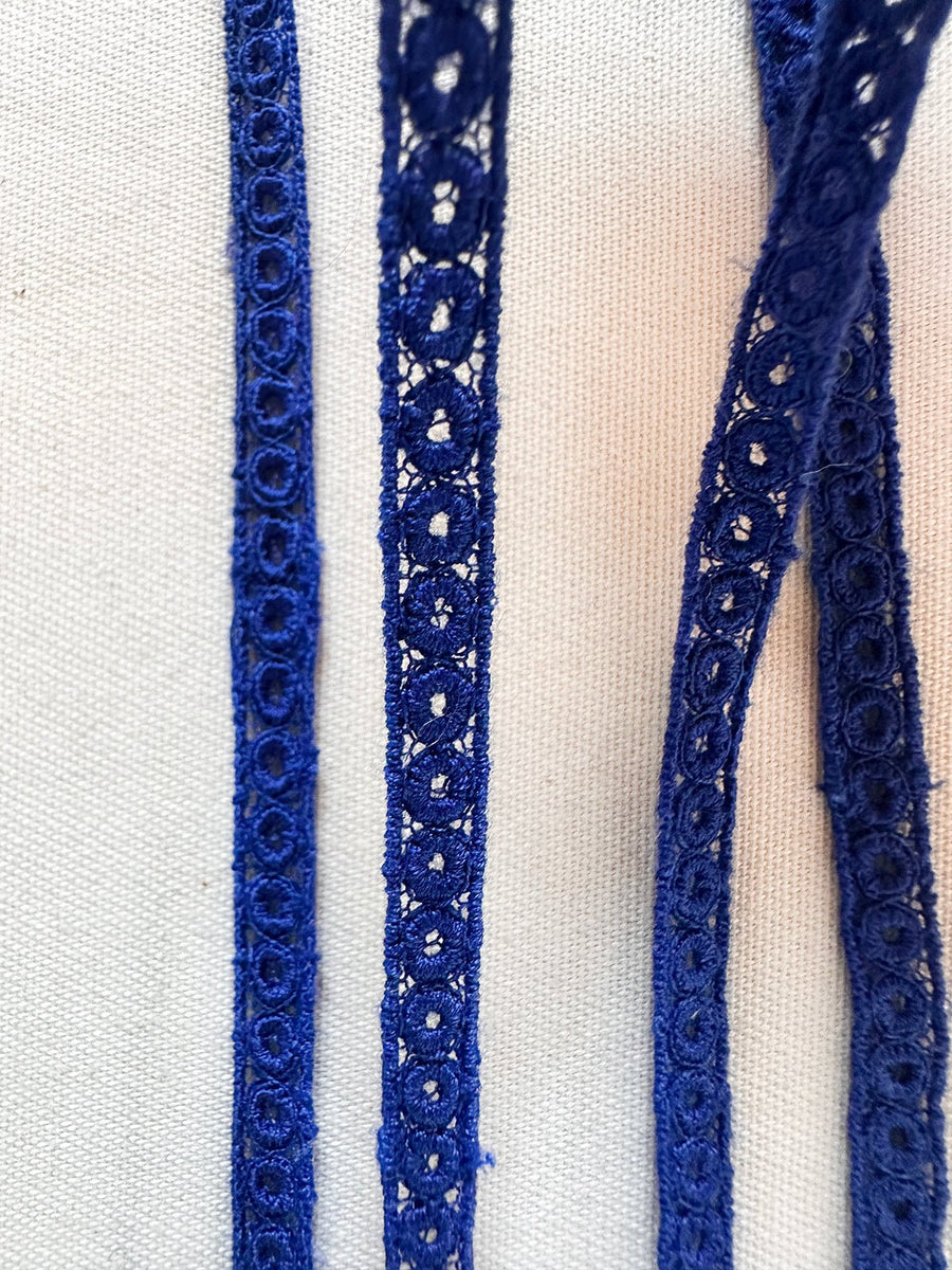 Fine Embroidered Lace Lace Trim - L'Etoffe Fabrics LLC