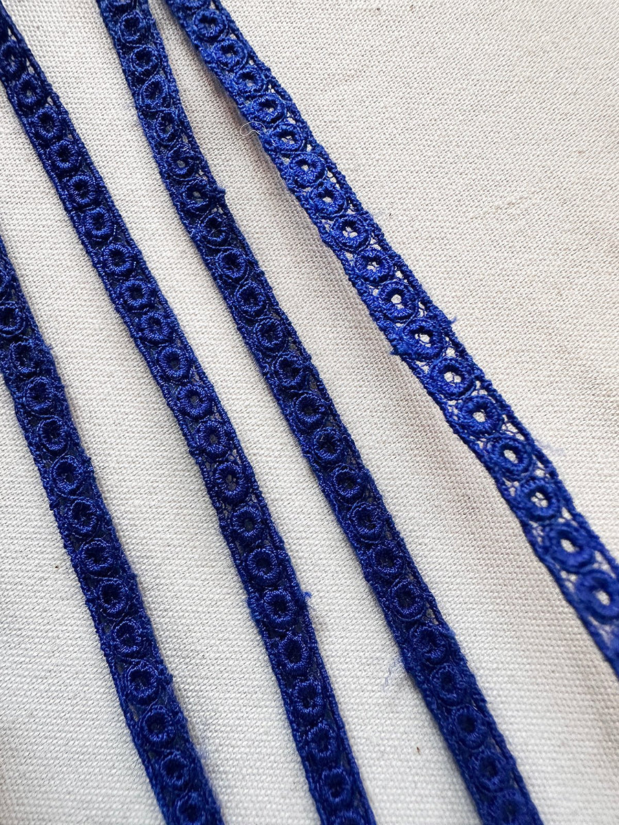 Fine Embroidered Lace Lace Trim - L'Etoffe Fabrics LLC
