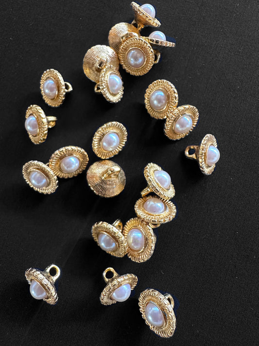 Pearl Floral Gold Shank Buttons