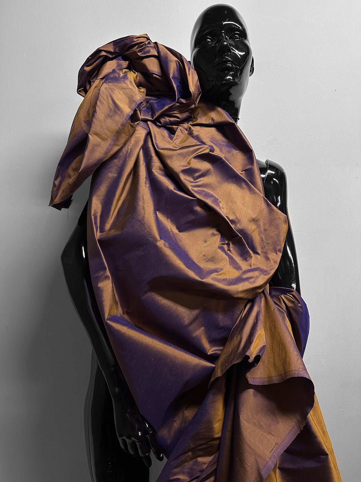 Iridescent Silk Dupioni Amber Royal Blue - L'Etoffe Fabrics LLC