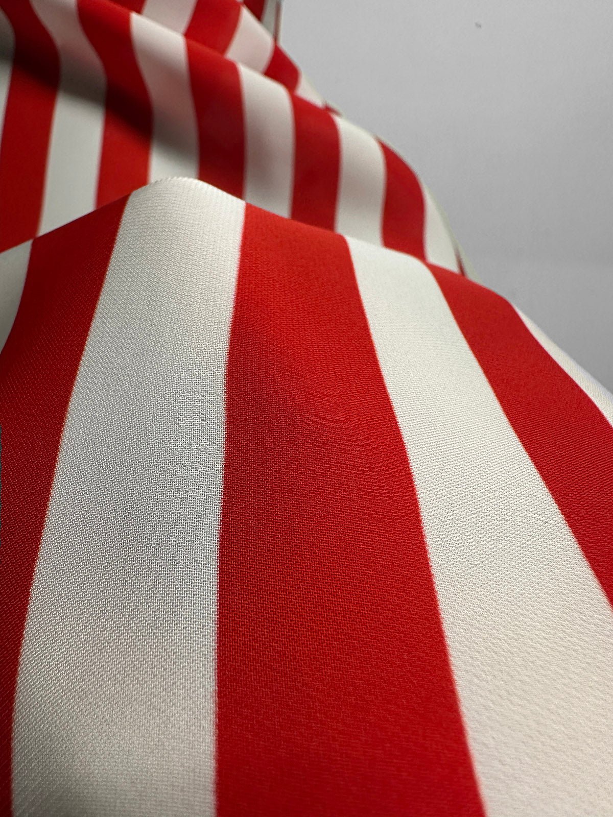 Italian Graphic Graphic Slinky Crepe - L'Etoffe Fabrics LLC