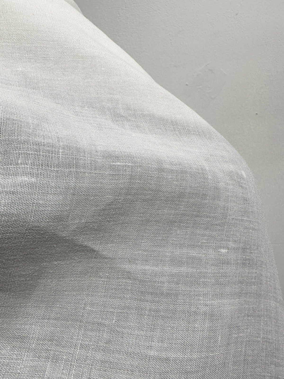 Italian Linen Cotton Handkerchief Weight - L'Etoffe Fabrics LLC