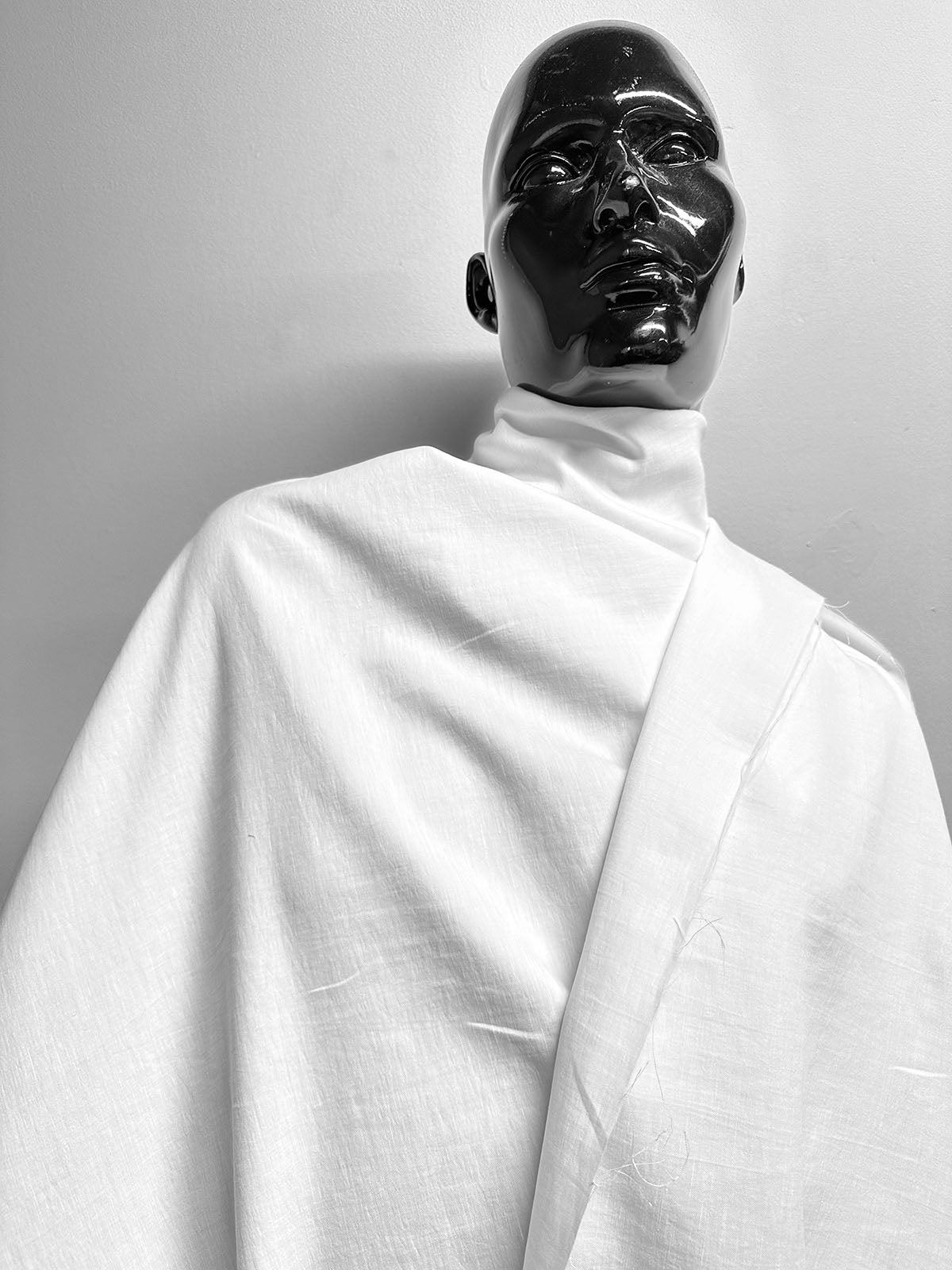 Italian Relaxed White Shirting - L'Etoffe Fabrics LLC