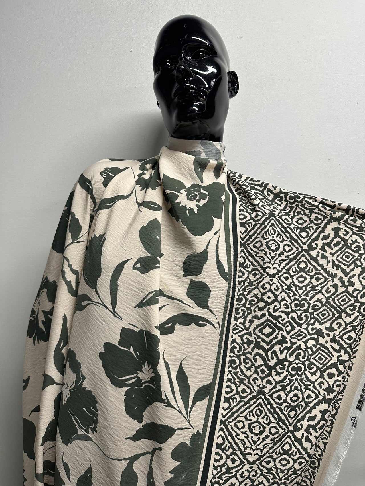 Italian Summer Border Print Floral - L'Etoffe Fabrics LLC