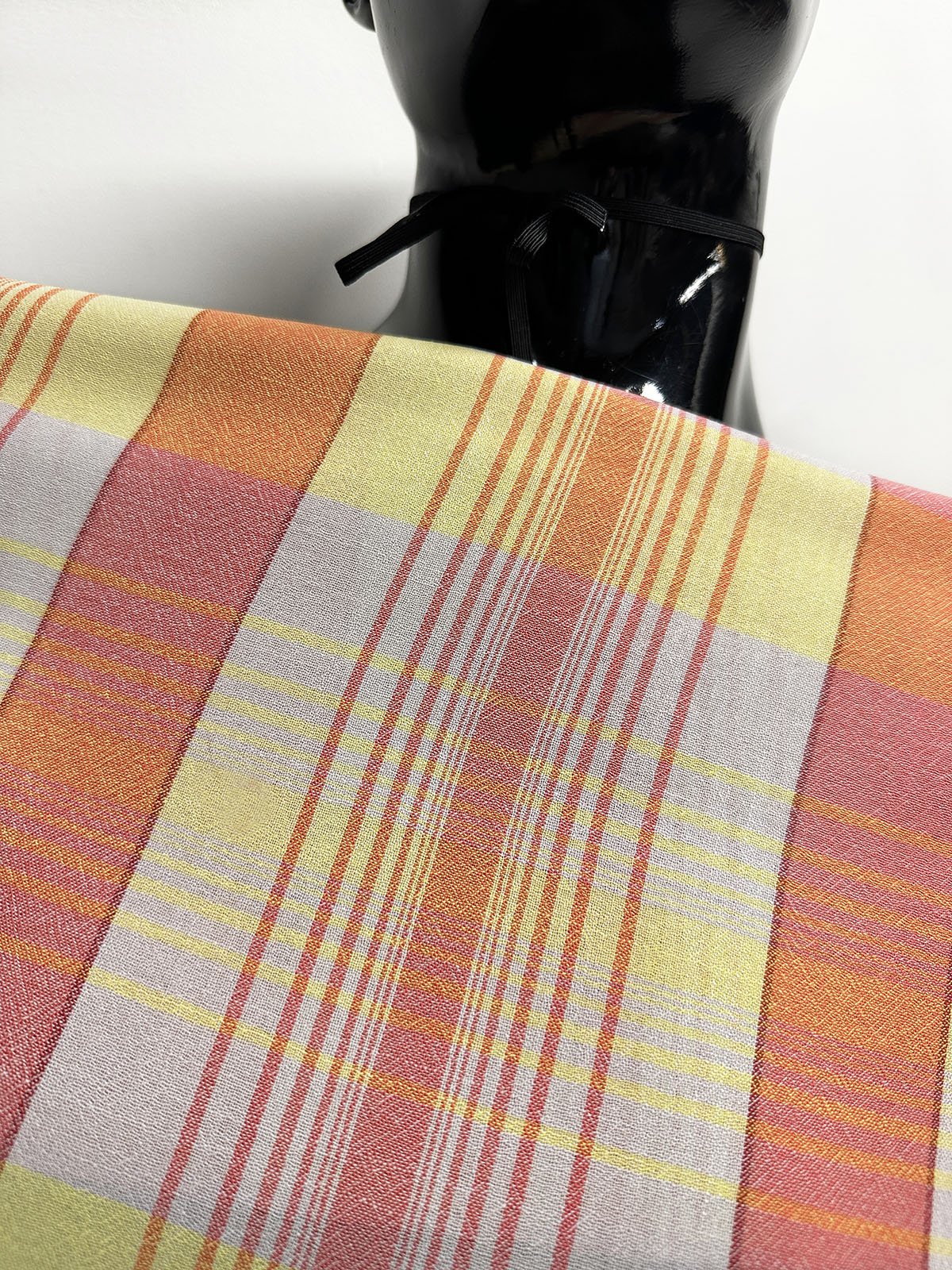 Italian Tropical Virgin Wool Soft Plaid - L'Etoffe Fabrics LLC